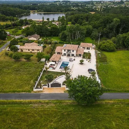 Lejlighed De 2 *